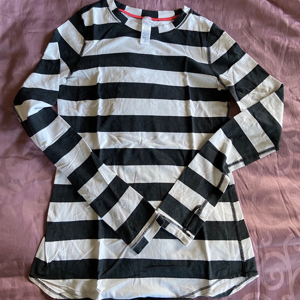 Ivivva Calm to Energy Long Sleeve shirt